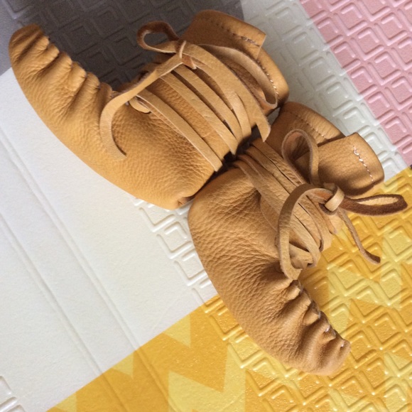 Leather Infant size 3/4 Scout Moccasins - Picture 4 of 8